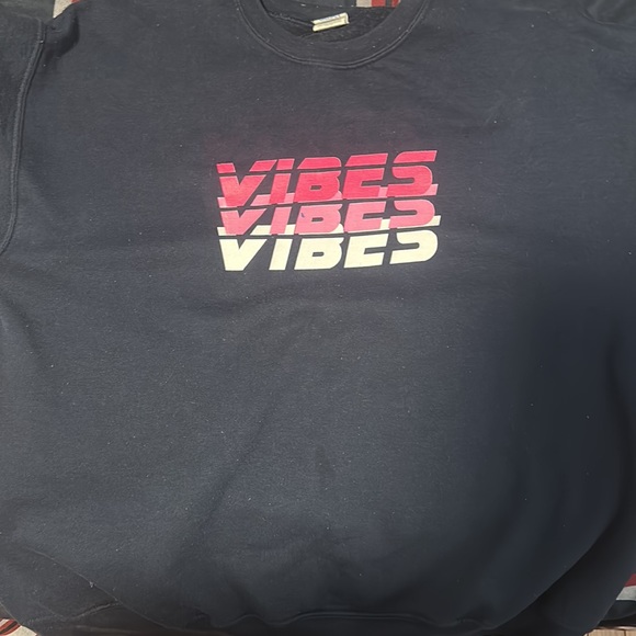 Navy blue sweater - Picture 2 of 3